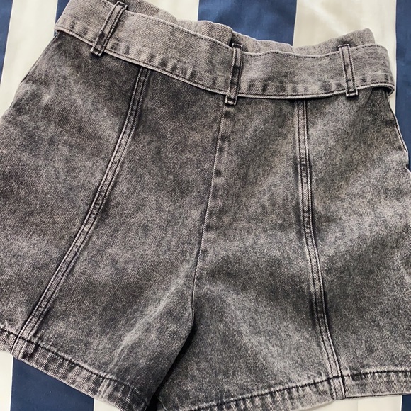 NWOT Zara High Waisted Shorts - Picture 3 of 3